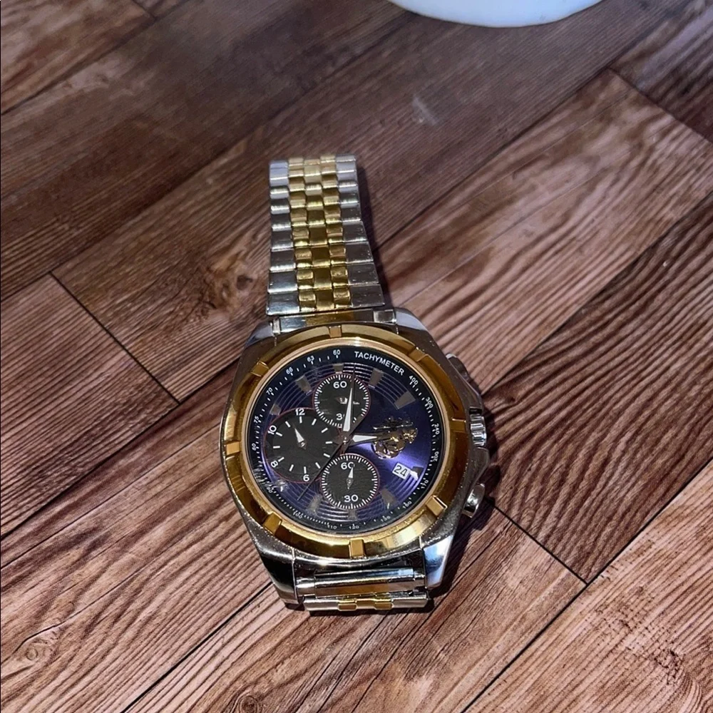 Elegant Two-Tone Metal Watch Marines The Few The Praud ..